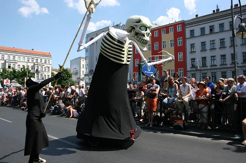 Echt street puppets (19).jpg